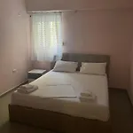 Xhulio Sarandë