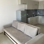 Xhulio Apartamento Sarandë