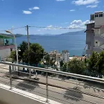 Xhulio * Sarandë