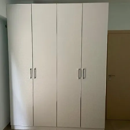 Appartement Xhulio Sarandë