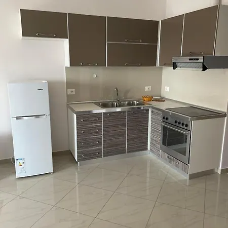 Appartement Xhulio Sarandë