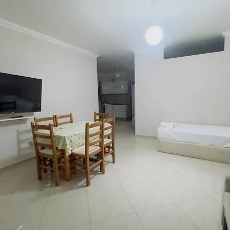 Appartamento Xhulio Sarandë