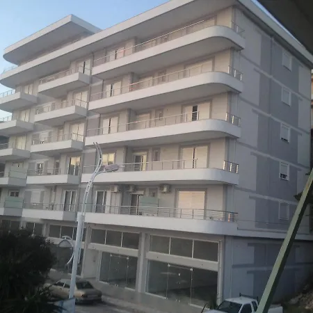 Xhulio Apartmán
