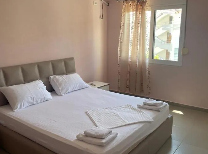 Apartament Xhulio Saranda